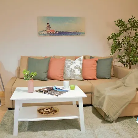 Elegant 1 Bedroom In Business Area Appartement *