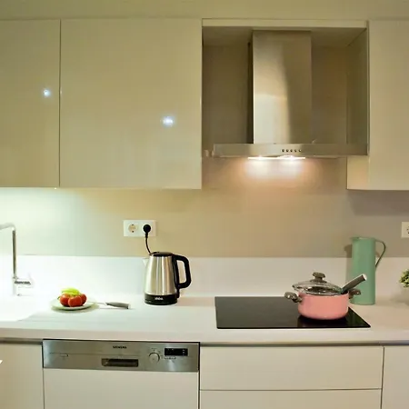 Elegant 1 Bedroom In Business Area Appartement